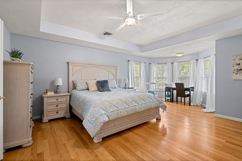 Bedroom, Dining room, Interior, Wood Texture Flooring