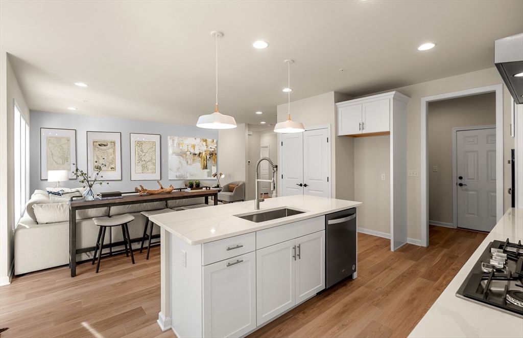 Interior, Kitchen, Pendant Lights, Recessed Lighting, Wood Texture Flooring