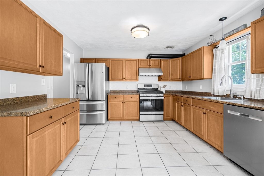 Interior, Kitchen, Stainless Steel Appliances