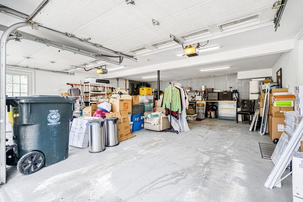 Garage, Interior, Washer