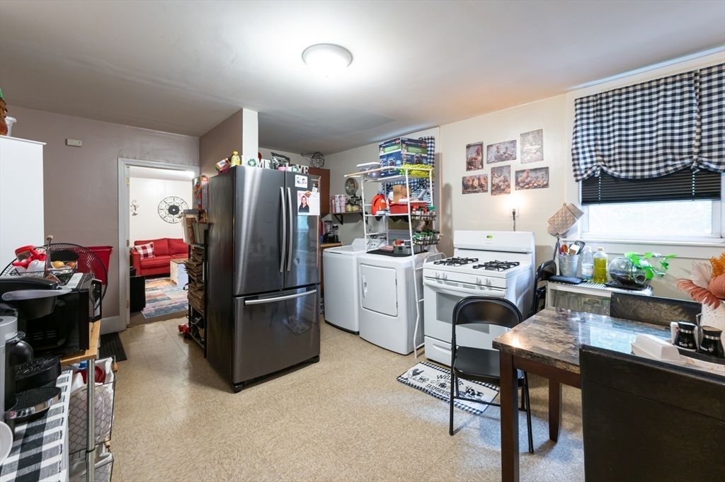Interior, Kitchen, Washer