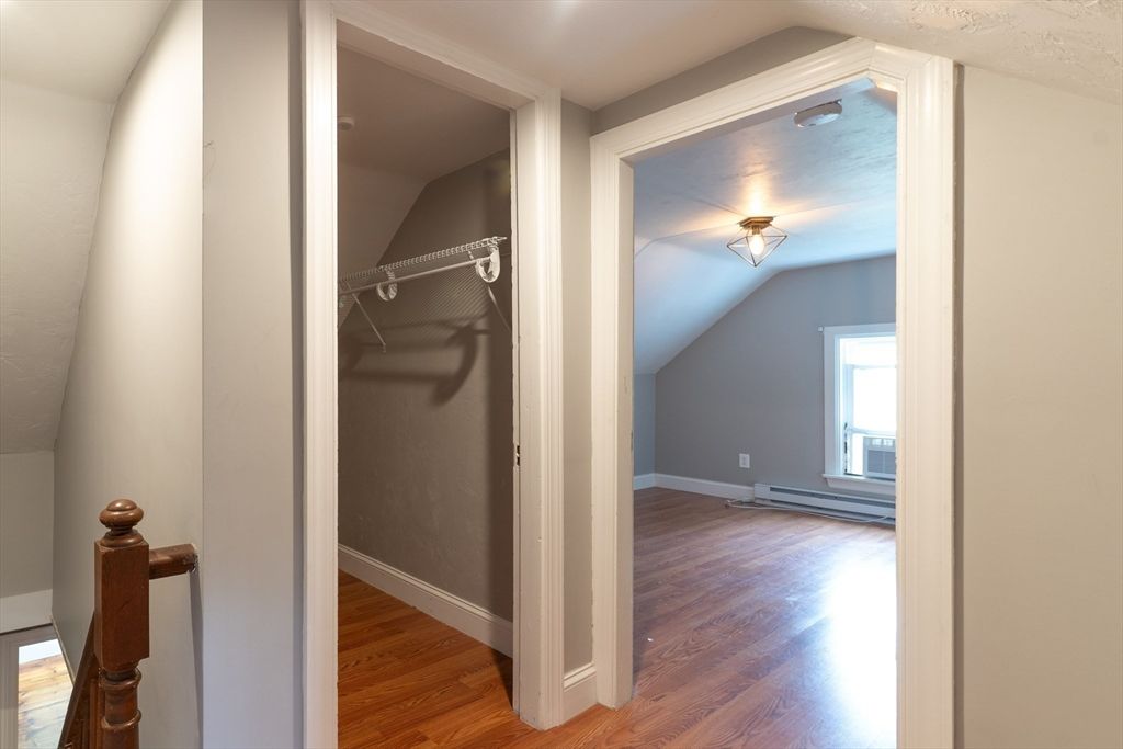 Interior, Walk-in Closets, Wood Texture Flooring