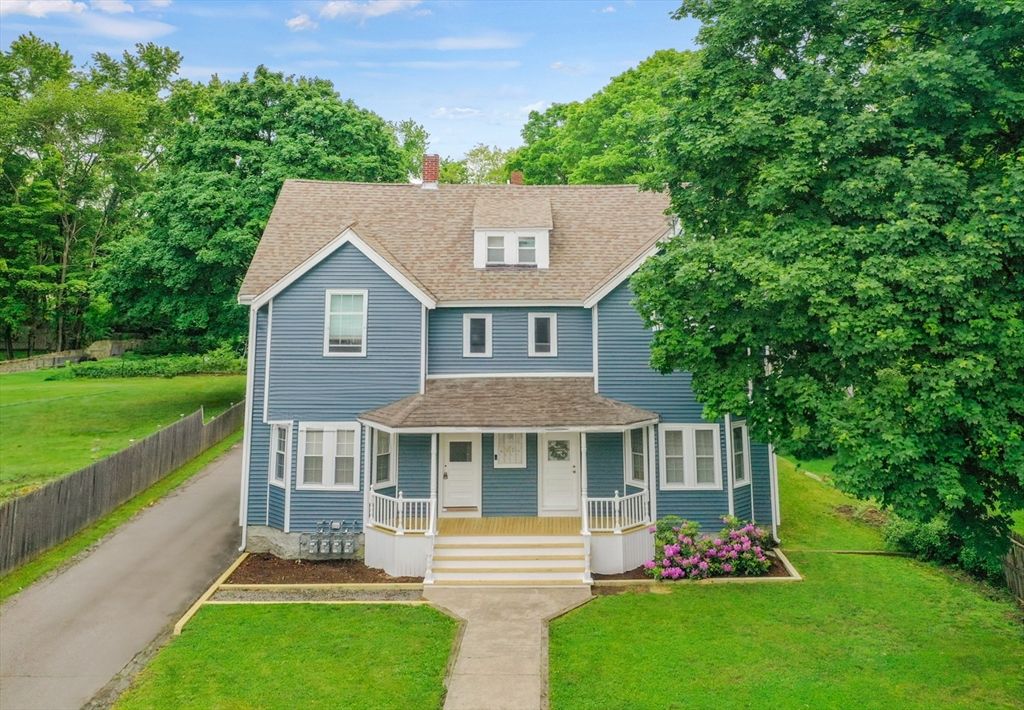 Backyard, Exterior, Facade, Queen Anne Victorian
