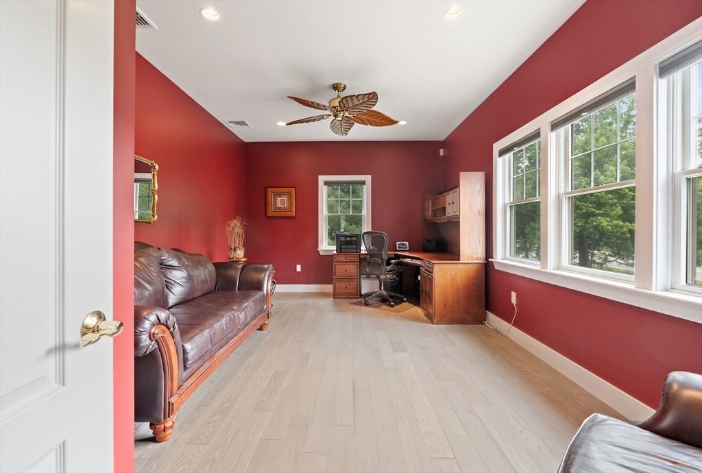Home Office, Interior, Recessed Lighting, Wood Texture Flooring