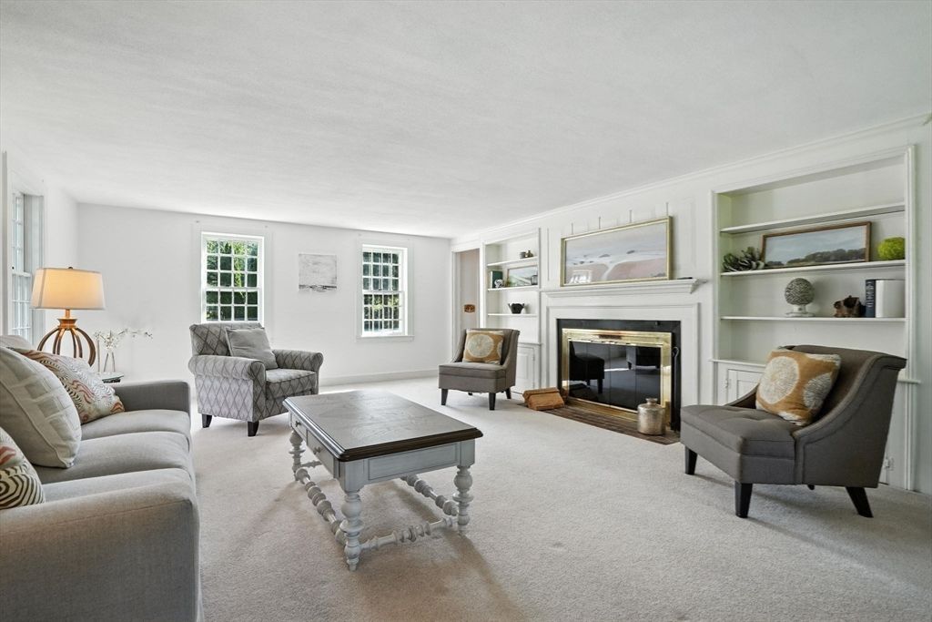 Fireplace, Interior, Living room