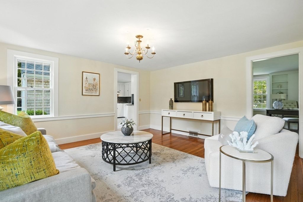 Chandelier, Interior, Living room, Wood Texture Flooring