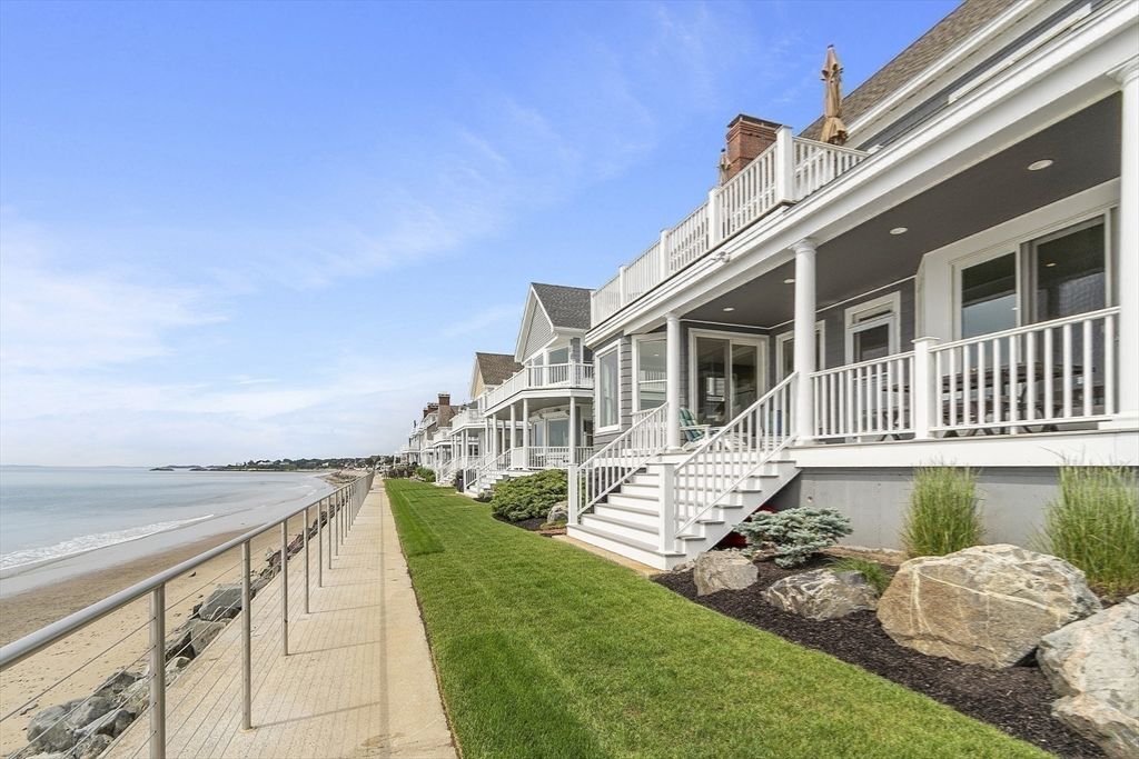Exterior, Water