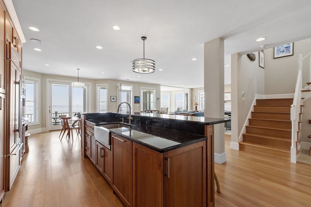 Dining room, Interior, Kitchen, Pendant Lights, Recessed Lighting, Wood Texture Flooring