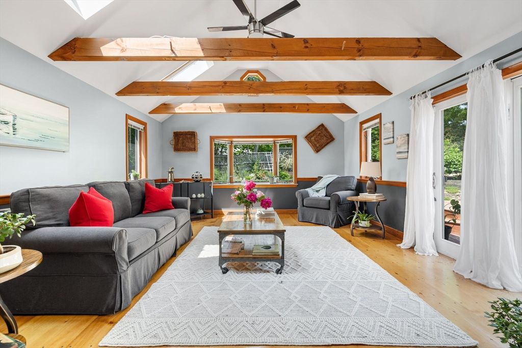 Interior, Living room, Wooden Beams, Wood Texture Flooring