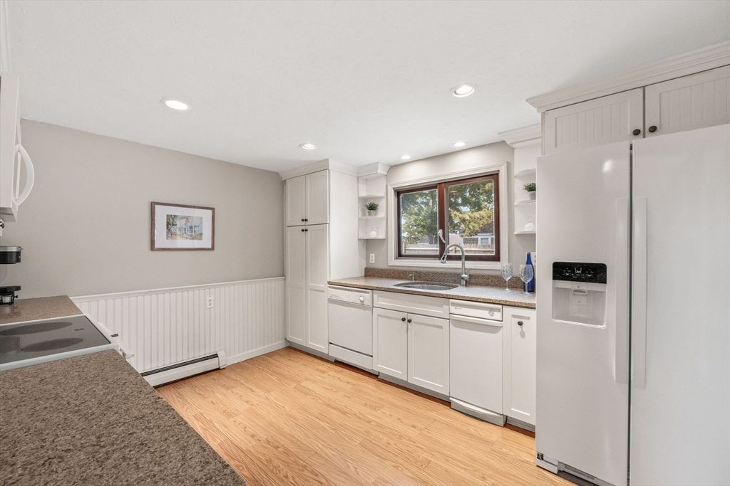 Interior, Kitchen, Recessed Lighting, Wood Texture Flooring