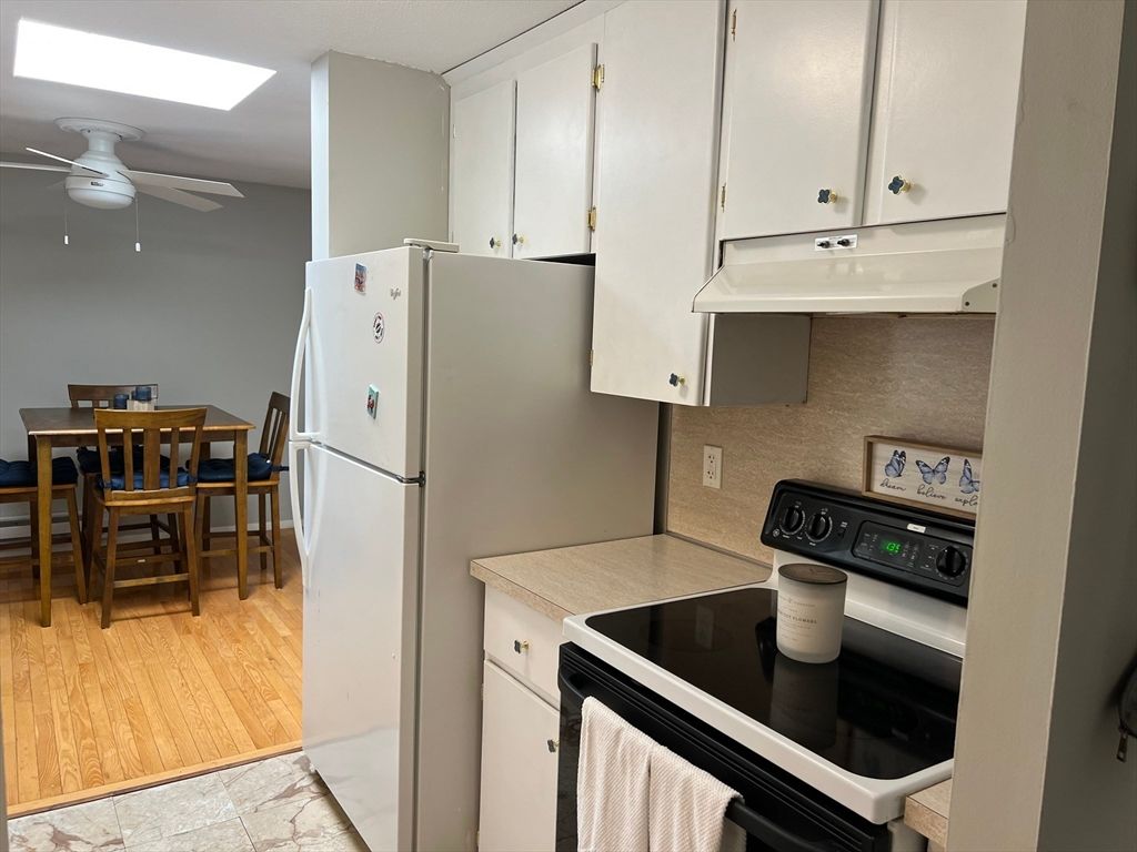 Dining room, Interior, Kitchen, Wood Texture Flooring
