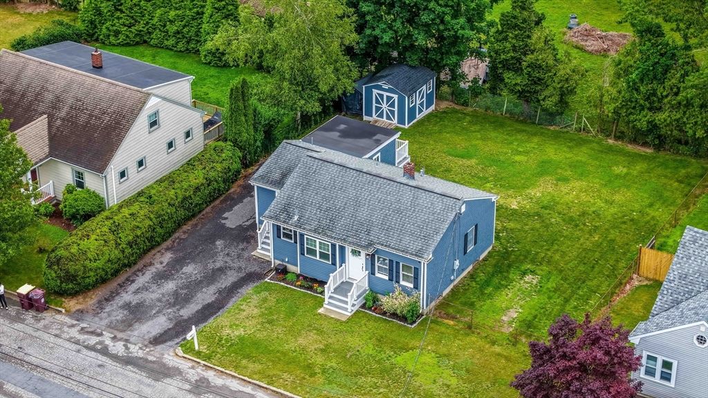 Exterior, Drone