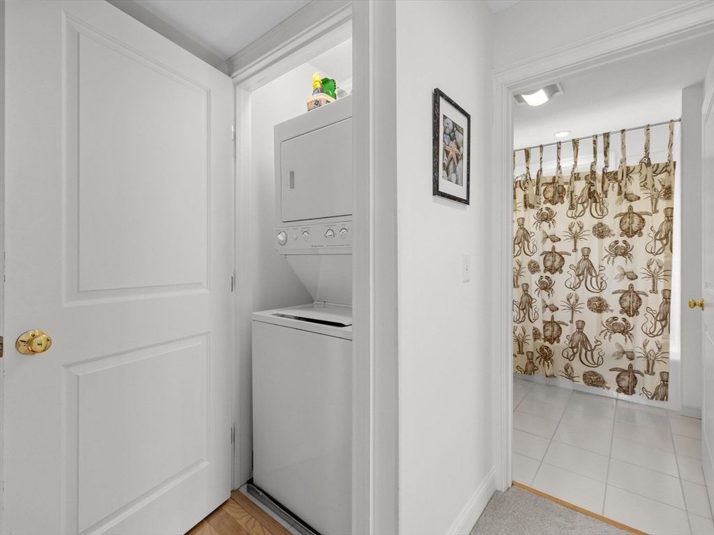 Interior, Utility Closets, Washer