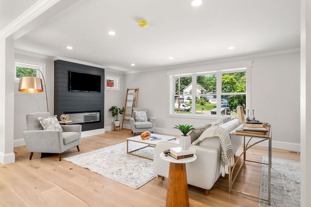Fireplace, Interior, Living room, Recessed Lighting, Wood Texture Flooring