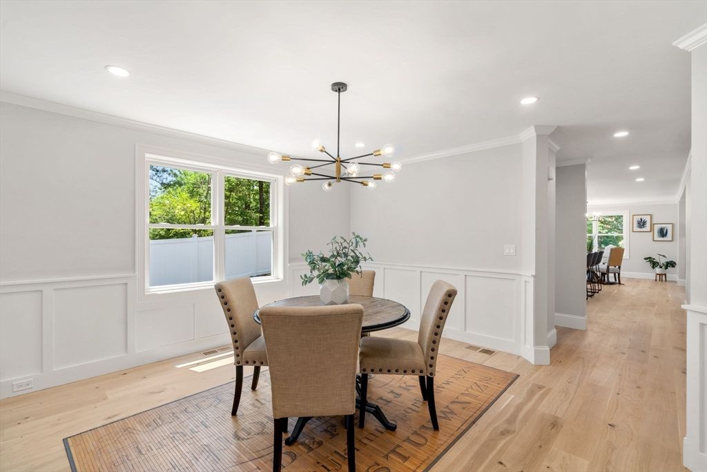 Dining room, Interior, Pendant Lights, Recessed Lighting, Wood Texture Flooring