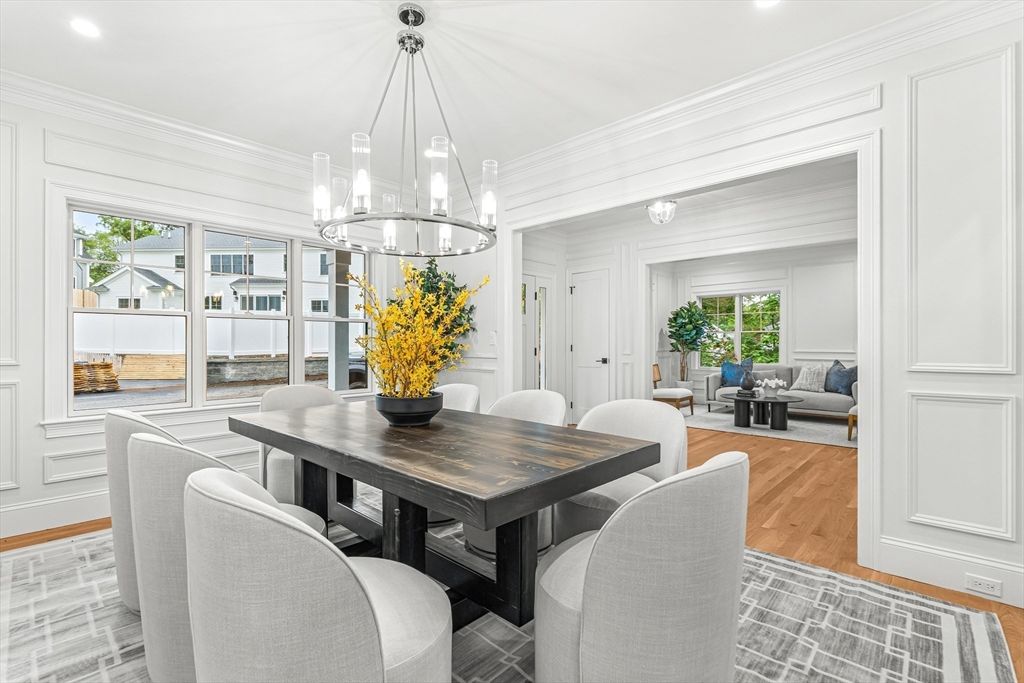 Dining room, Interior, Living room, Pendant Lights, Recessed Lighting, Wood Texture Flooring
