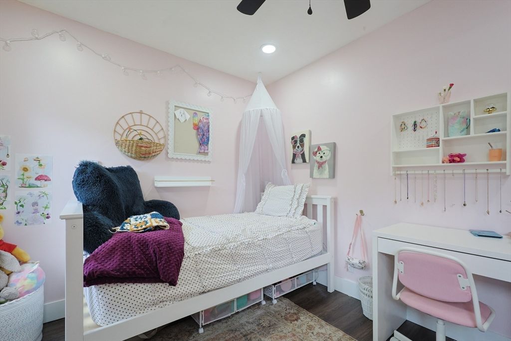 Bedroom, Home Office, Interior, Recessed Lighting, Wood Texture Flooring