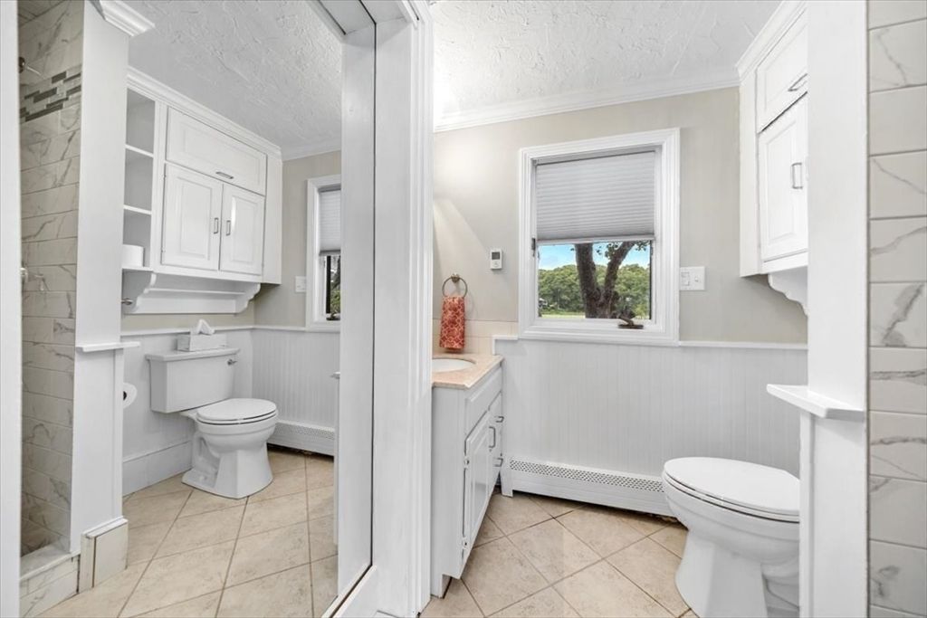 Bathroom, Interior, Marble Walls