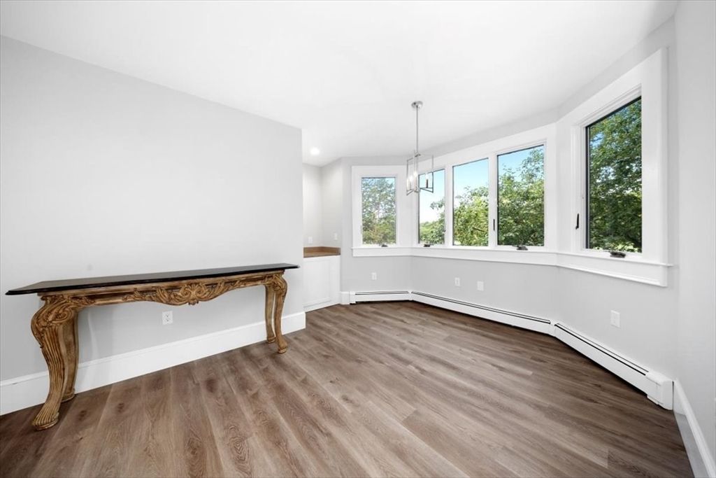 Empty room, Interior, Pendant Lights, Wood Texture Flooring