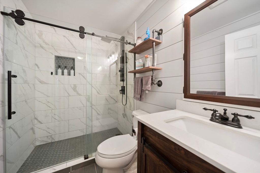 Bathroom, Glass Shower, Interior, Marble Walls