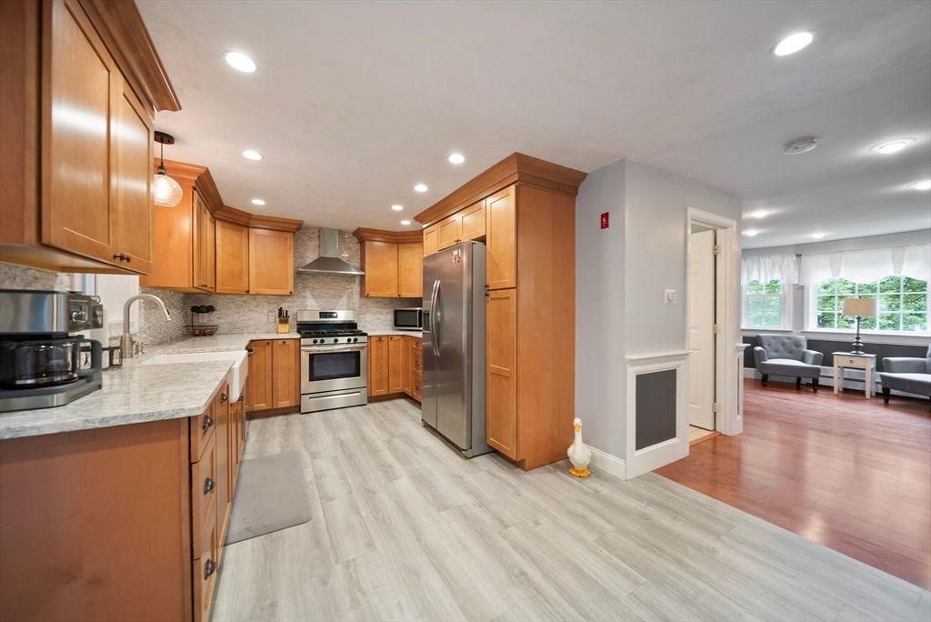 Interior, Kitchen, Living room, Recessed Lighting, Stainless Steel Appliances, Wood Texture Flooring