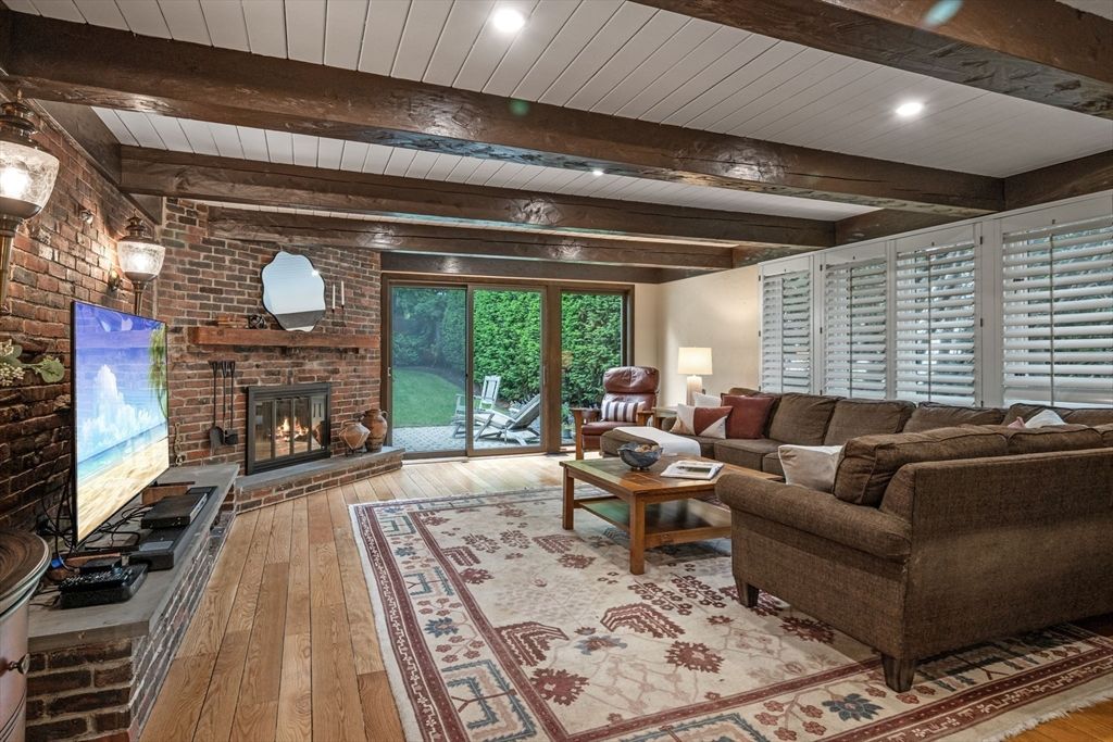 Fireplace, Interior, Living room, Recessed Lighting, Stone Walls, Wooden Beams, Wood Texture Flooring