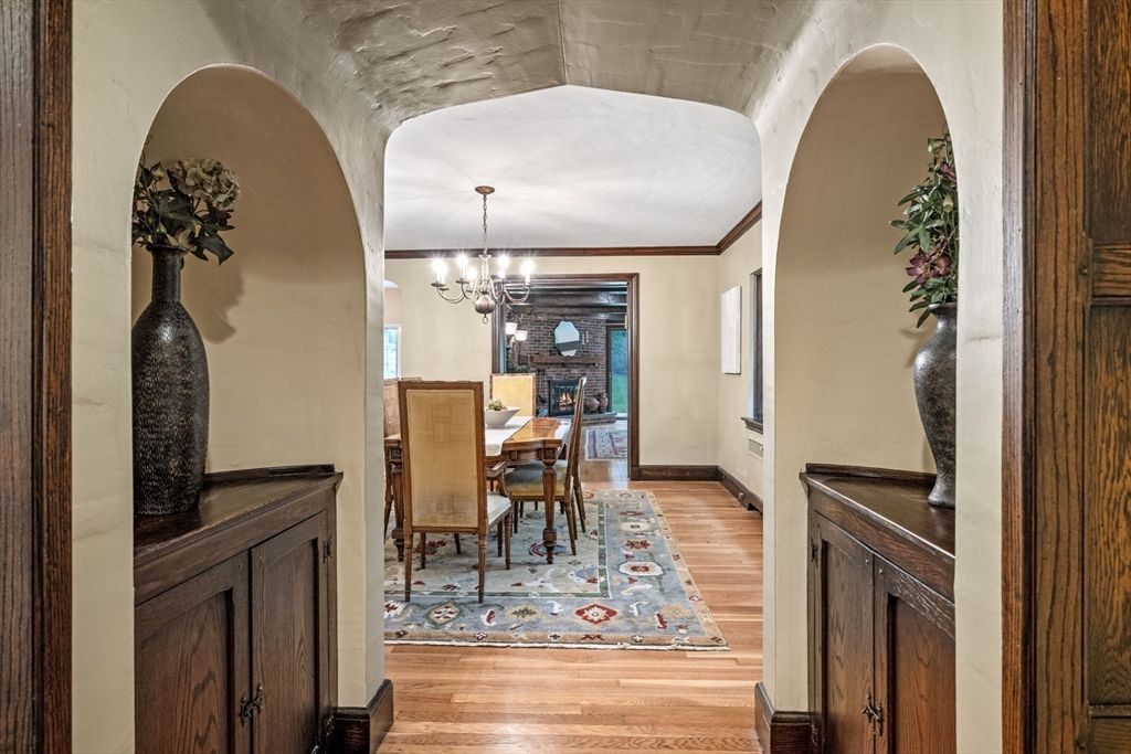 Chandelier, Dining room, Interior, Wood Texture Flooring