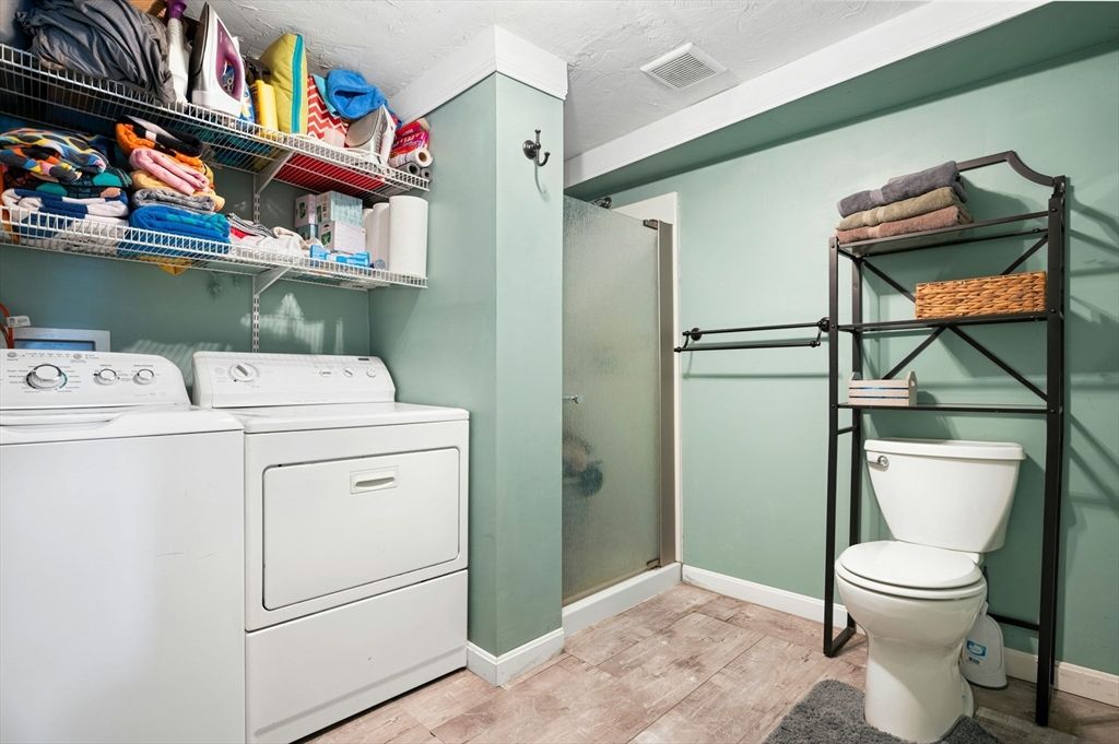 Bathroom, Interior, Utility Closets, Washer, Wood Texture Flooring
