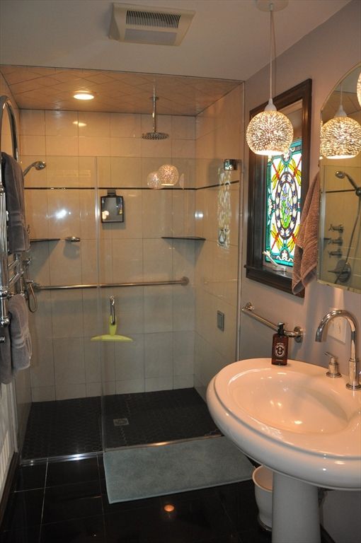 Bathroom, Glass Shower, Interior, Pendant Lights, Recessed Lighting