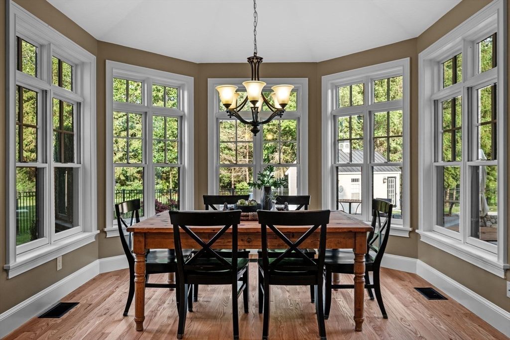 Chandelier, Dining room, Interior, Wood Texture Flooring