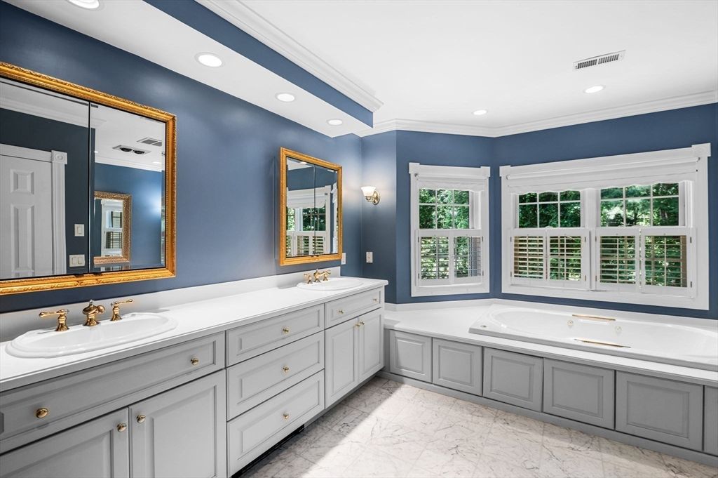 Bathroom, Dual Sink Vanities, Interior, Marble, Recessed Lighting