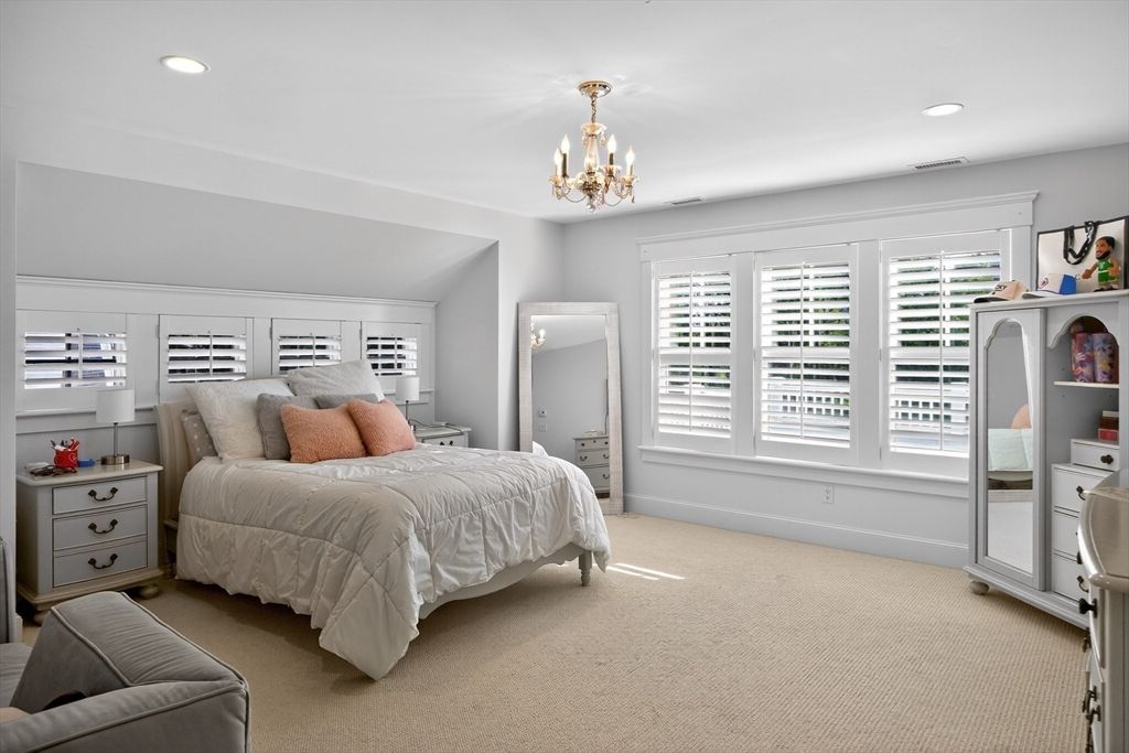 Bedroom, Chandelier, Interior, Recessed Lighting