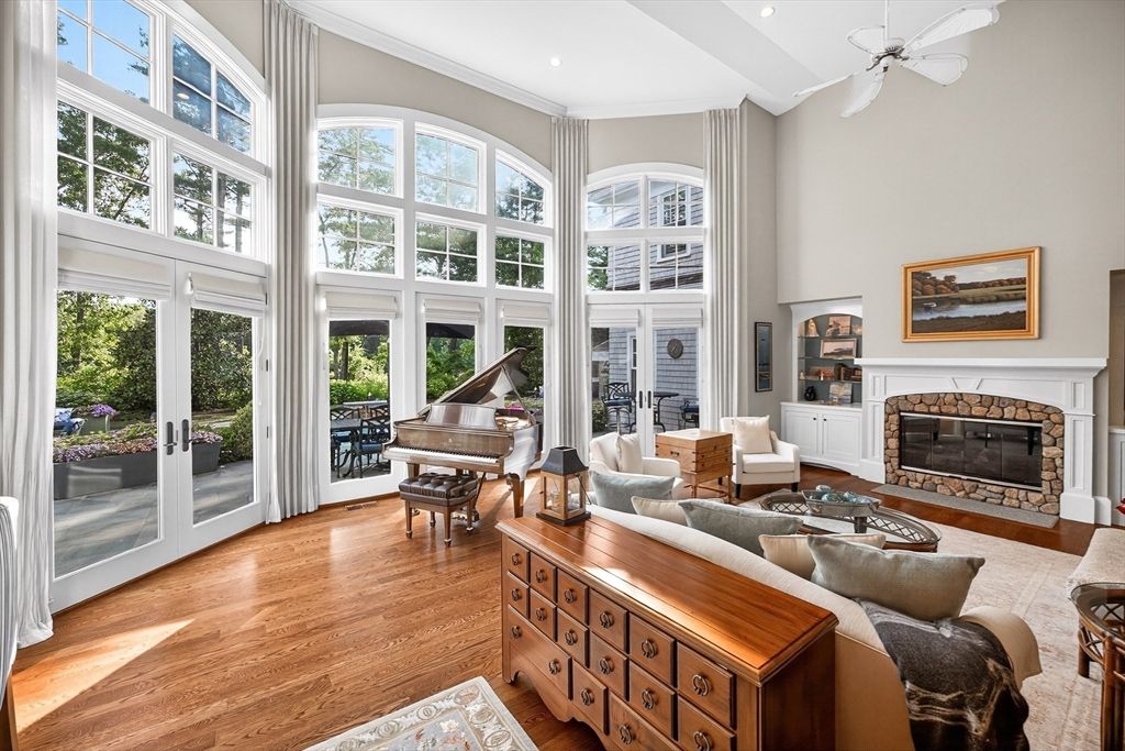 Fireplace, Interior, Living room, Piano, Recessed Lighting, Wood Texture Flooring