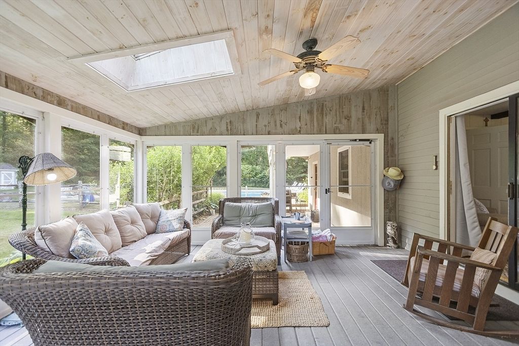 Interior, Living room, Sun Room, Wooden Ceilings, Wood Texture Flooring