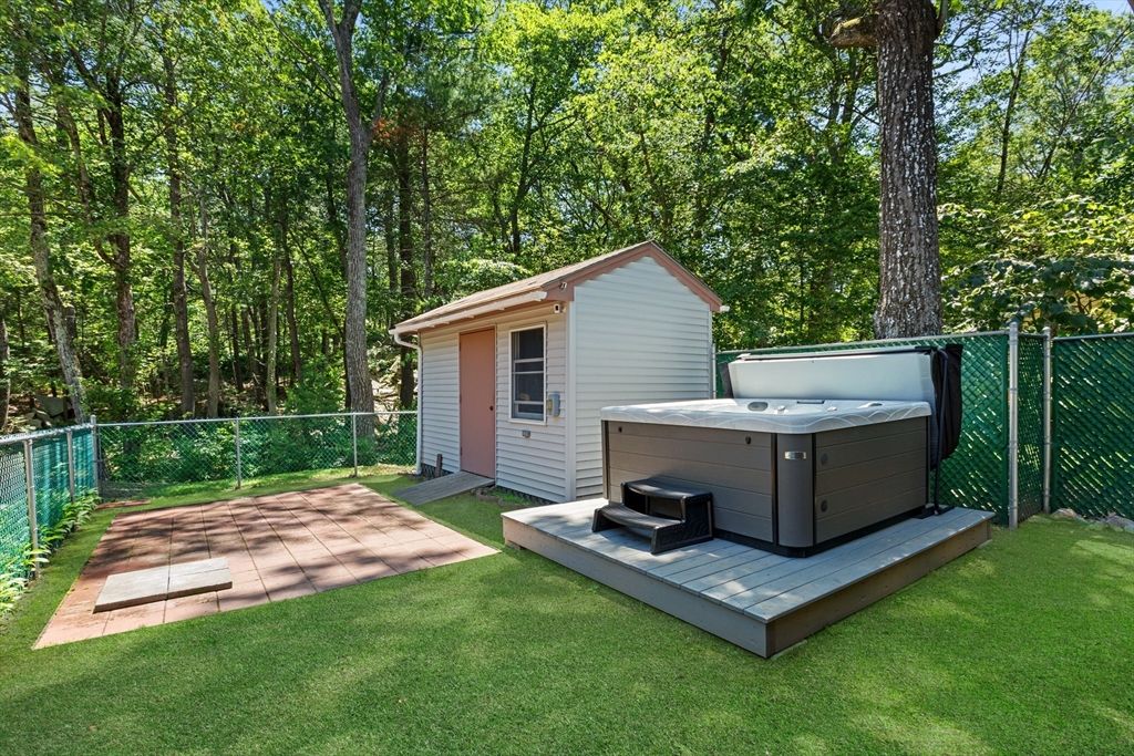 Backyard, Exterior, Hot Tub