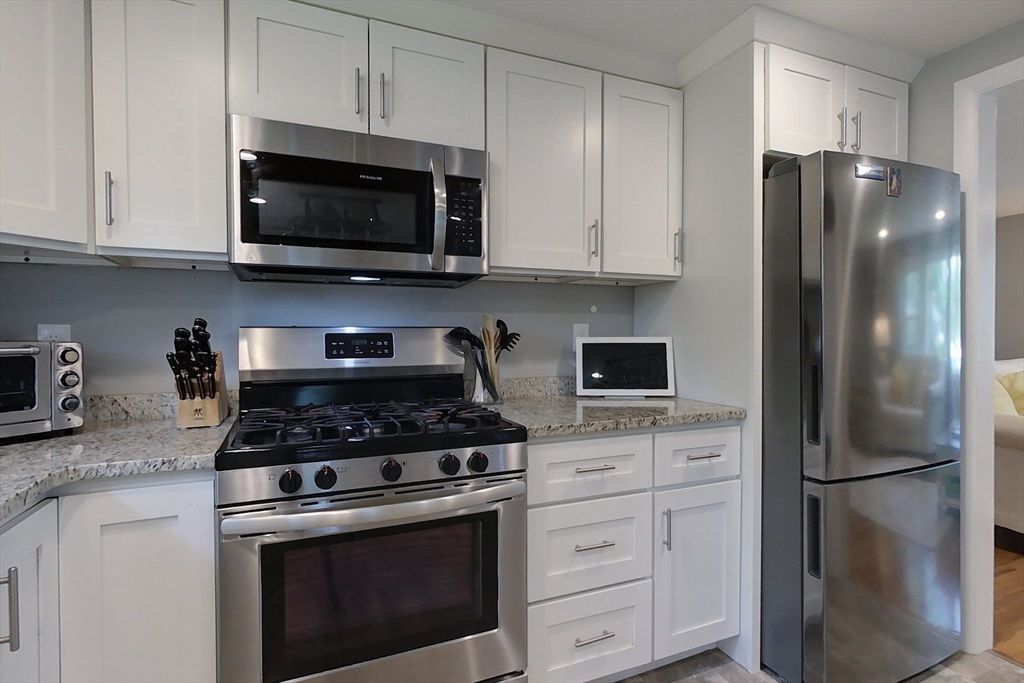 Interior, Kitchen, Stainless Steel Appliances