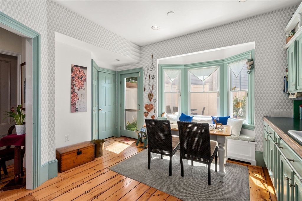 Dining room, Interior, Recessed Lighting, Wood Texture Flooring