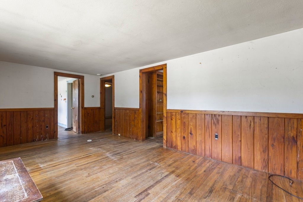 Empty room, Interior, Wood Texture Flooring, Wooden Walls