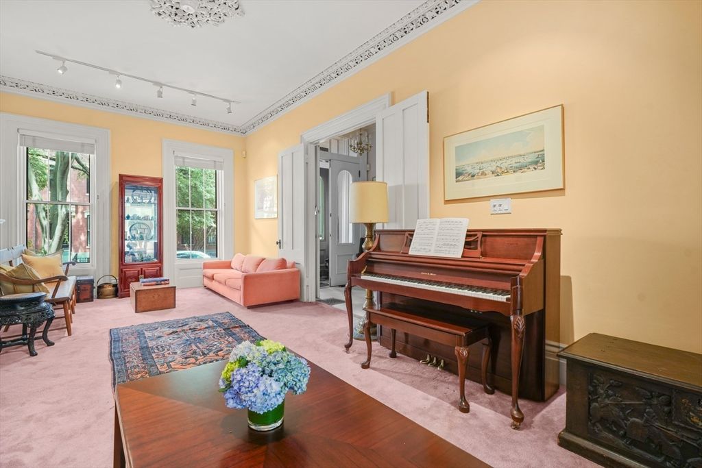 Interior, Living room, Piano