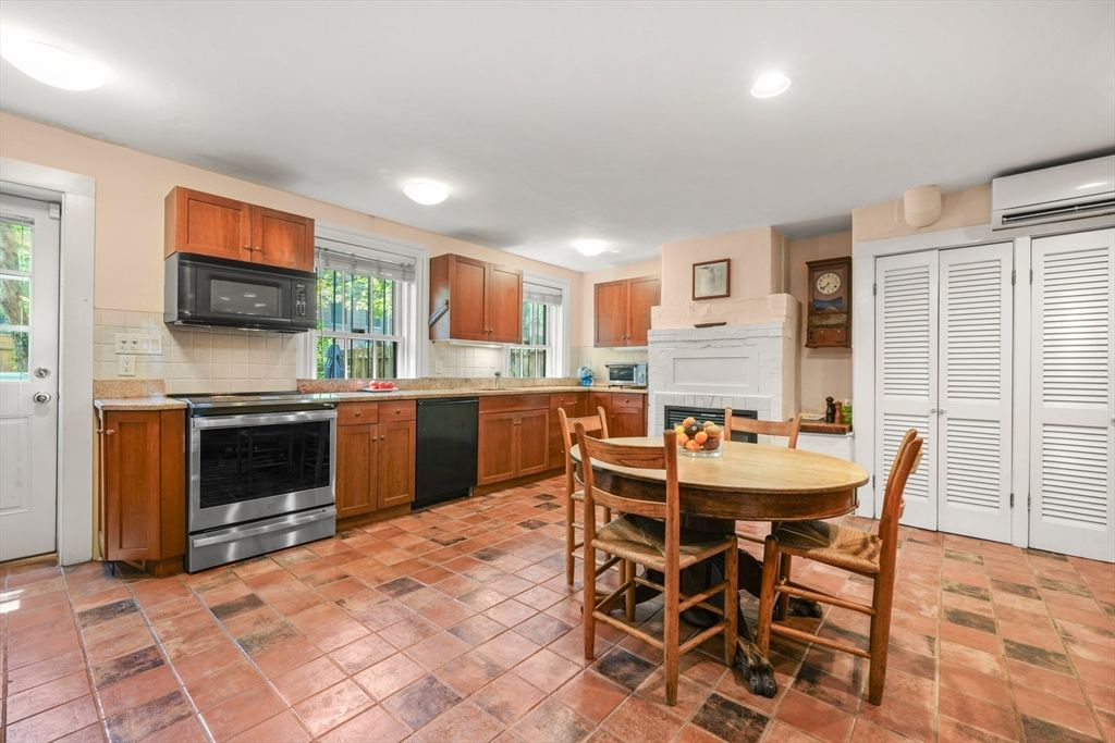 Dining room, Fireplace, Interior, Kitchen, Recessed Lighting, Stainless Steel Appliances