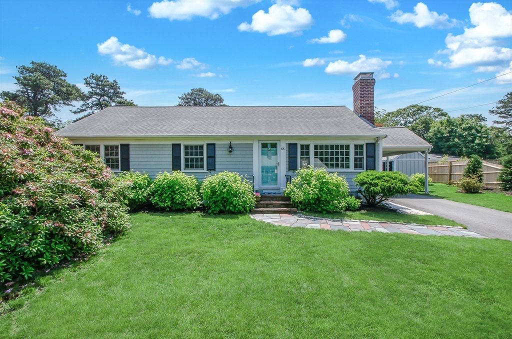 Backyard, Exterior, Facade, Cape Cod