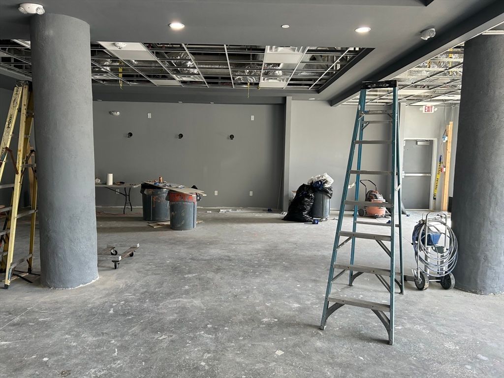 Interior, Recessed Lighting