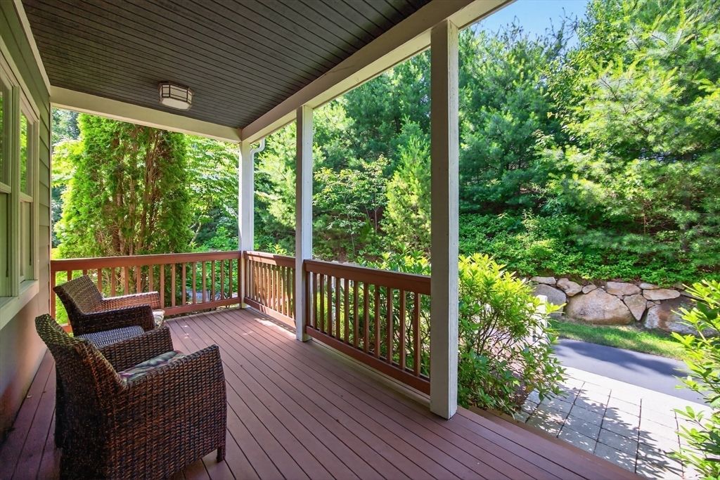 Exterior, Wood Texture Flooring