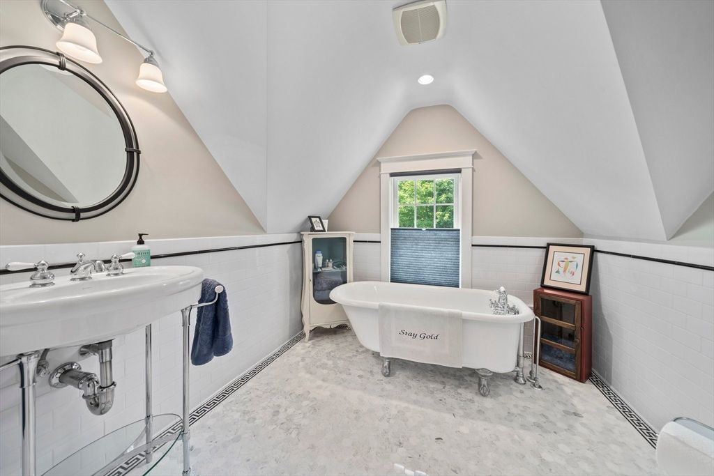Bathroom, Free Standing Baths, Interior, Recessed Lighting