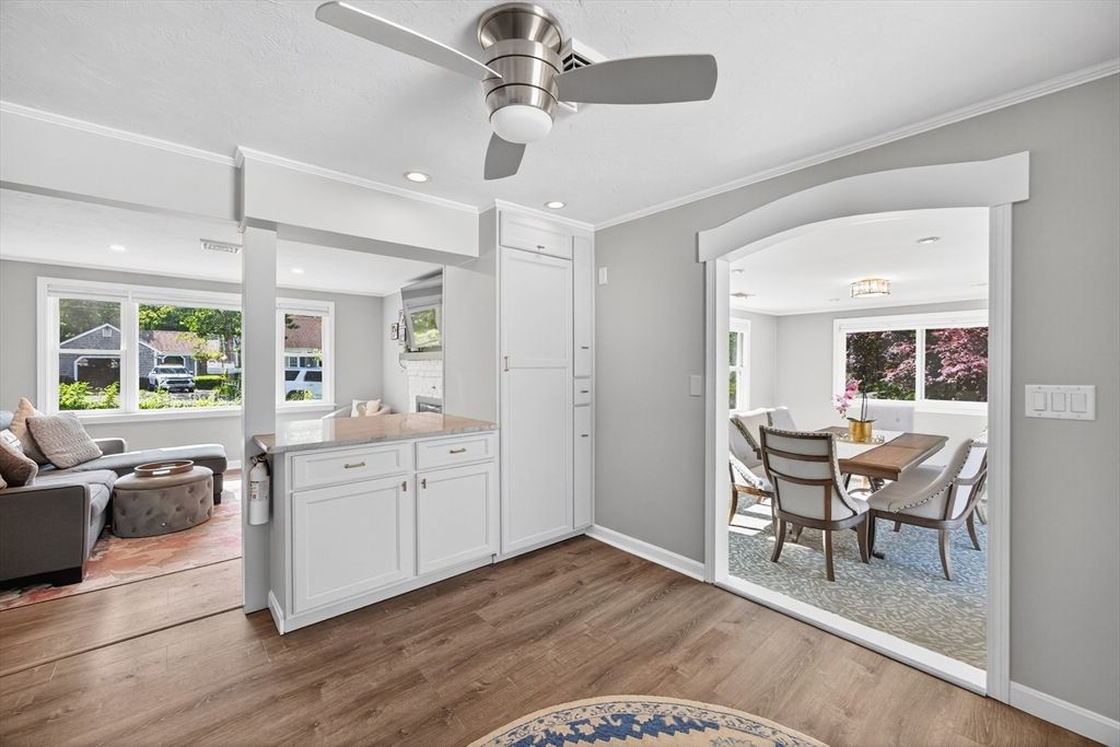 Dining room, Interior, Recessed Lighting, Wood Texture Flooring