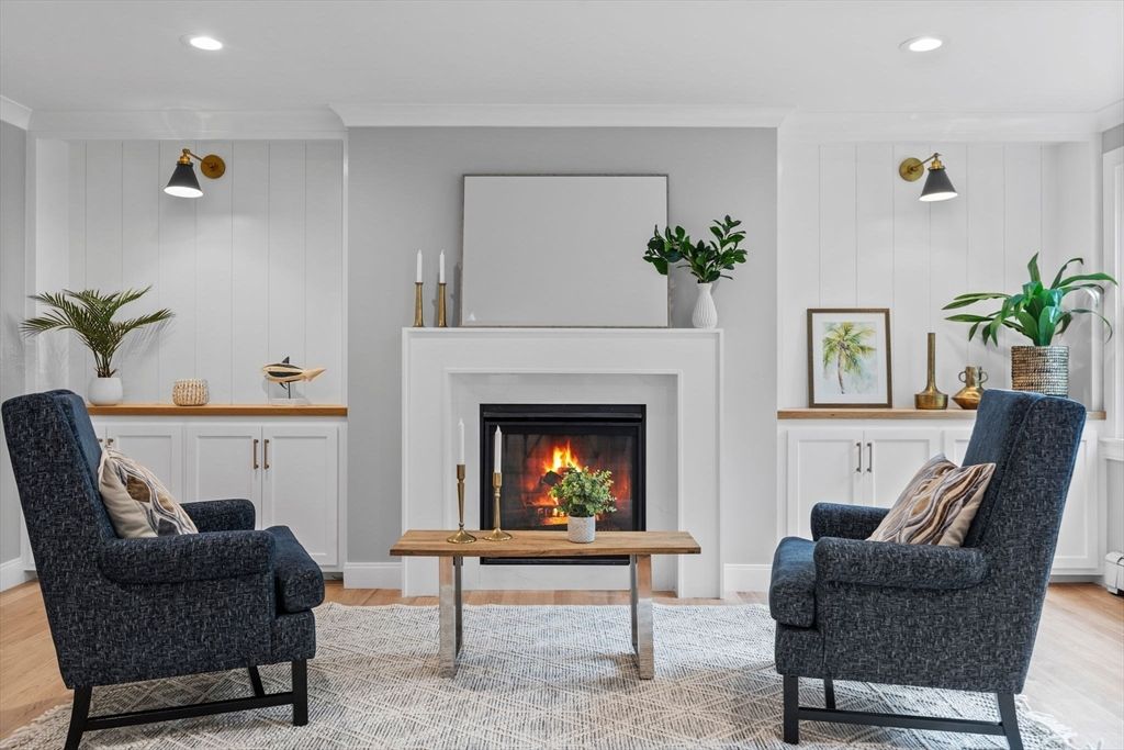 Fireplace, Interior, Recessed Lighting, Wood Texture Flooring
