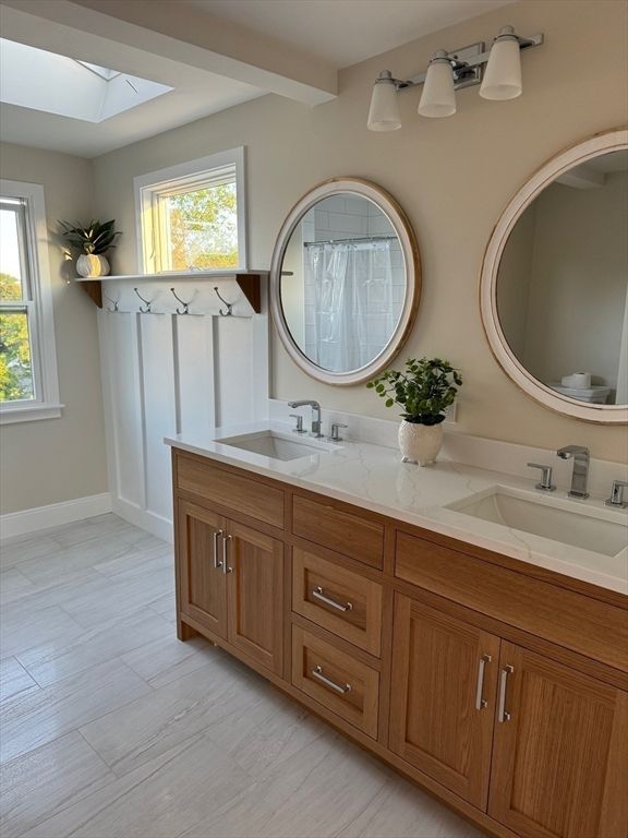 Bathroom, Dual Sink Vanities, Interior