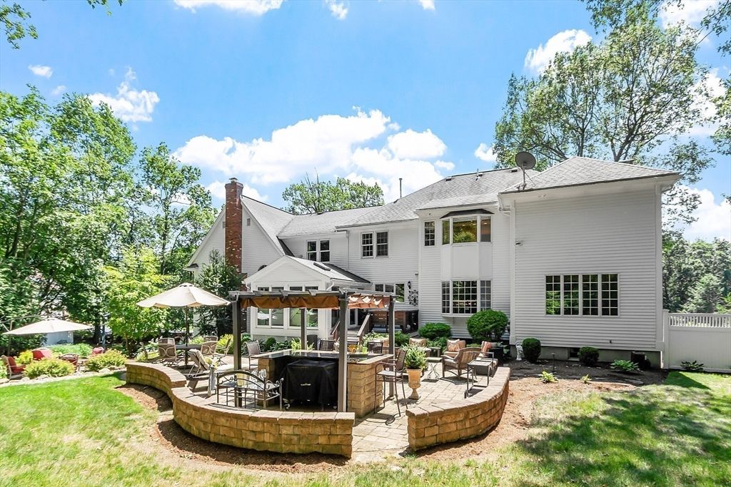 Backyard, Exterior, Hot Tub