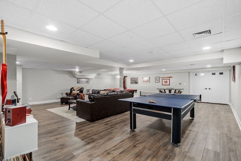 Game Room, Interior, Living room, Recessed Lighting, Wood Texture Flooring