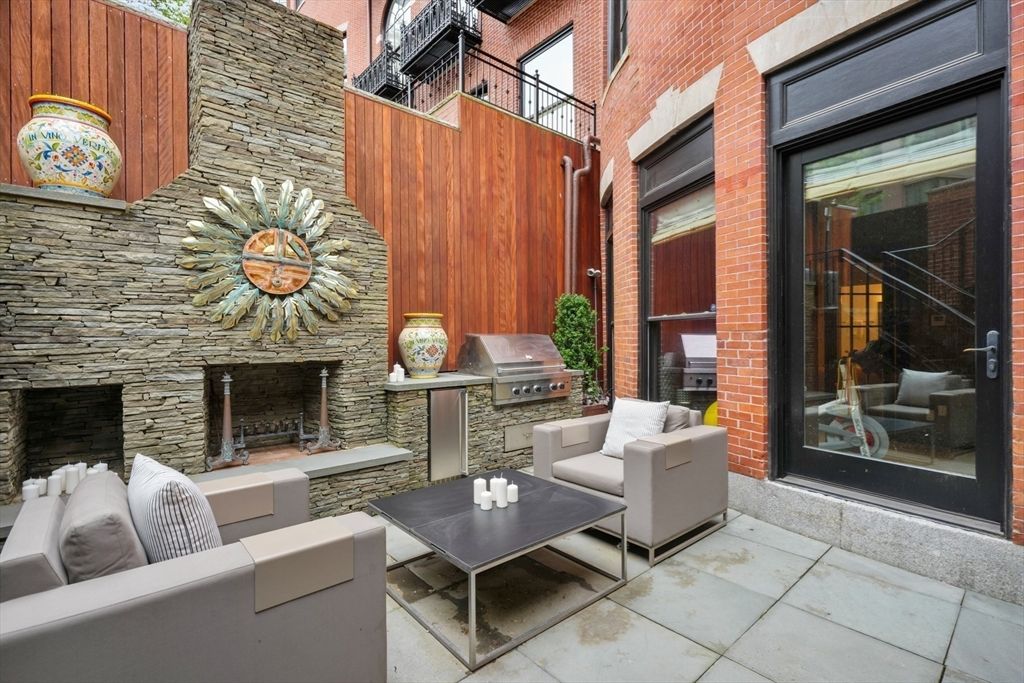 Exterior, Fireplace